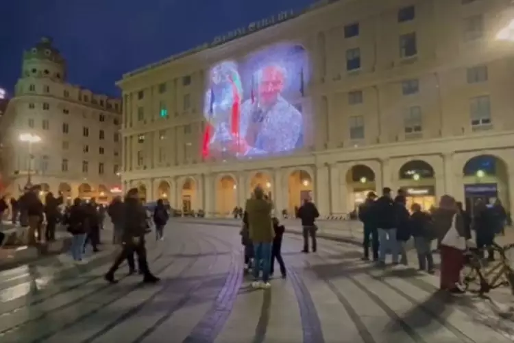 ΓΕΝΟΒΑ ΒΙΑΛΙ