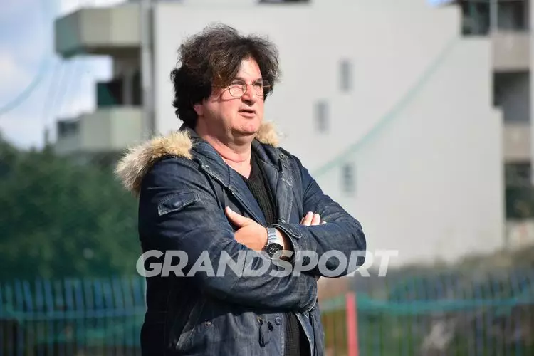 &Pi;&alpha;&rho;&epsilon;&lambda;&theta;ό&nu; &alpha;&pi;ό &tau;&eta;&nu; &Nu;&epsilon;ά&pi;&omicron;&lambda;&eta; &omicron; &Gamma;. &Chi;&alpha;&tau;&zeta;&eta;&sigma;&epsilon;&beta;&alpha;&sigma;&tau;ό&sigmaf; &ndash; &Pi;&rho;&omicron; &tau;&omega;&nu; &pi;&upsilon;&lambda;ώ&nu; &omicron; &Gamma;. &Kappa;&omicron;&upsilon;&lambda;&omicron;ύ&rho;&alpha;&sigmaf;