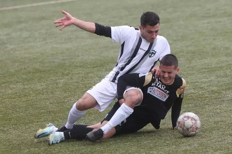 ΑΛΜΥΡΟΣ ΑΓΙΑ ΠΑΡΑΣΚΕΥΗ (8)