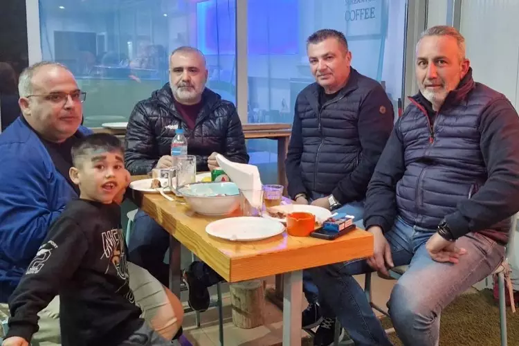 &Alpha;&Lambda;&Mu;&Upsilon;&Rho;&Omicron;&Sigma; &Mu;&Pi;&Alpha;&Rho;&Mu;&Pi;&Epsilon;&Kappa;&Iota;&Omicron;&Upsilon; &Delta;&Iota;&Omicron;&Iota;&Kappa;&Eta;&Sigma;&Eta;