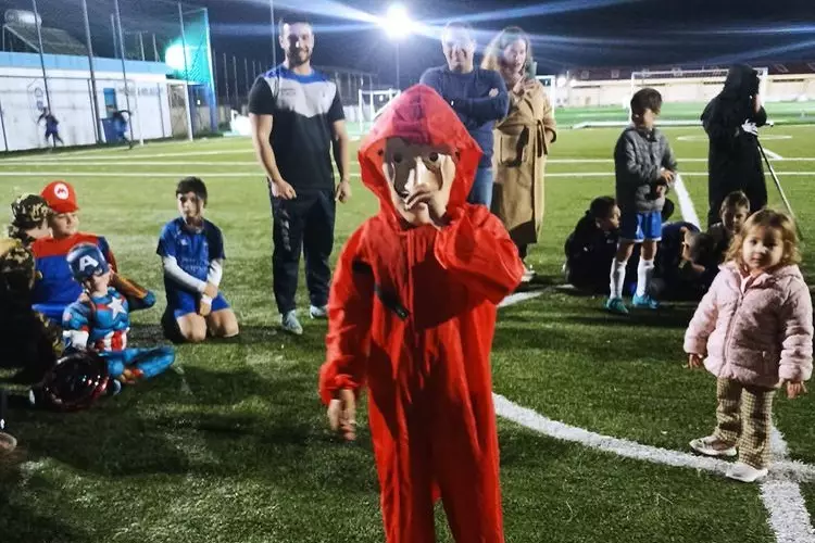 &Eta;&Rho;&Omicron;&Delta;&Omicron;&Tau;&Omicron;&Sigma; &Alpha;&Pi;&Omicron;&Kappa;&Rho;&Iota;&Alpha;&Tau;&Iota;&Kappa;&Omicron;&Sigma; &Chi;&Omicron;&Rho;&Omicron;&Sigma; (16)