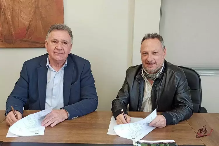 φραγκακης νεο