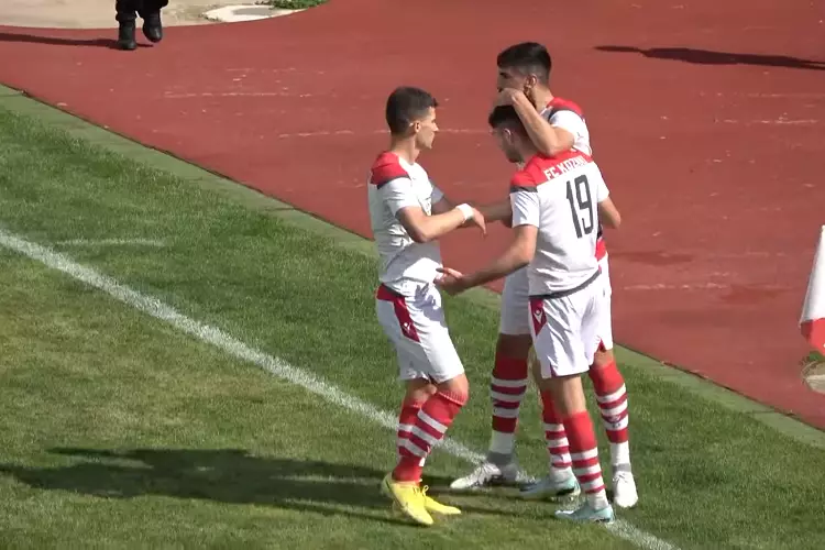 &Kappa;&Omicron;&Zeta;&Alpha;&Nu;&Eta;