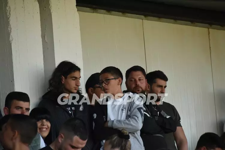 &Pi;&Alpha;&Omicron;&Kappa; &Gamma;&Iota;&Omicron;&Upsilon;&Chi;&Tau;&Alpha;&Sigma; &Tau;&Epsilon;&Lambda;&Iota;&Kappa;&Omicron;&Sigma; &Phi;&Omega;&Tau;&Omicron;&Gamma;&Rho;&Alpha;&Phi;&Iota;&Epsilon;&Sigma; (329)