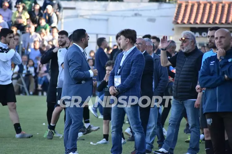 &Pi;&Alpha;&Omicron;&Kappa; &Gamma;&Iota;&Omicron;&Upsilon;&Chi;&Tau;&Alpha;&Sigma; &Tau;&Epsilon;&Lambda;&Iota;&Kappa;&Omicron;&Sigma; &Phi;&Omega;&Tau;&Omicron;&Gamma;&Rho;&Alpha;&Phi;&Iota;&Epsilon;&Sigma; (384)