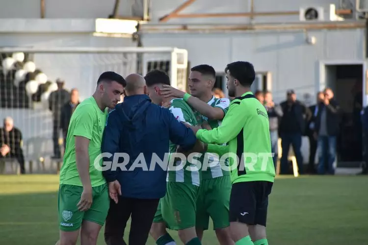 &Pi;&Alpha;&Omicron;&Kappa; &Gamma;&Iota;&Omicron;&Upsilon;&Chi;&Tau;&Alpha;&Sigma; &Tau;&Epsilon;&Lambda;&Iota;&Kappa;&Omicron;&Sigma; &Phi;&Omega;&Tau;&Omicron;&Gamma;&Rho;&Alpha;&Phi;&Iota;&Epsilon;&Sigma; (392)