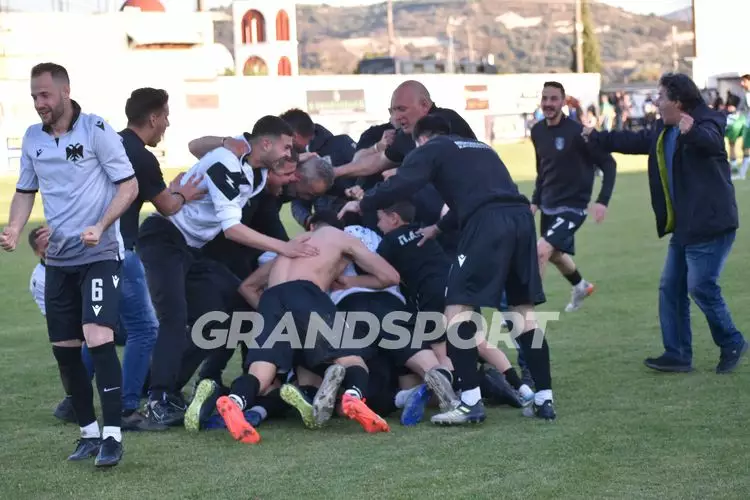 &Pi;&Alpha;&Omicron;&Kappa; &Gamma;&Iota;&Omicron;&Upsilon;&Chi;&Tau;&Alpha;&Sigma; &Tau;&Epsilon;&Lambda;&Iota;&Kappa;&Omicron;&Sigma; &Phi;&Omega;&Tau;&Omicron;&Gamma;&Rho;&Alpha;&Phi;&Iota;&Epsilon;&Sigma; (412)