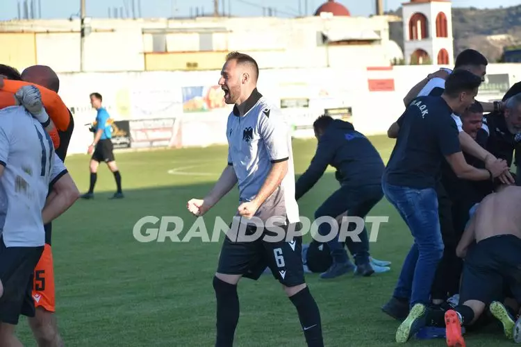 &Pi;&Alpha;&Omicron;&Kappa; &Gamma;&Iota;&Omicron;&Upsilon;&Chi;&Tau;&Alpha;&Sigma; &Tau;&Epsilon;&Lambda;&Iota;&Kappa;&Omicron;&Sigma; &Phi;&Omega;&Tau;&Omicron;&Gamma;&Rho;&Alpha;&Phi;&Iota;&Epsilon;&Sigma; (413)