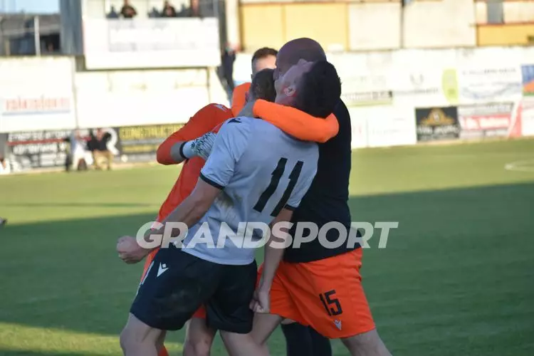 &Pi;&Alpha;&Omicron;&Kappa; &Gamma;&Iota;&Omicron;&Upsilon;&Chi;&Tau;&Alpha;&Sigma; &Tau;&Epsilon;&Lambda;&Iota;&Kappa;&Omicron;&Sigma; &Phi;&Omega;&Tau;&Omicron;&Gamma;&Rho;&Alpha;&Phi;&Iota;&Epsilon;&Sigma; (415)