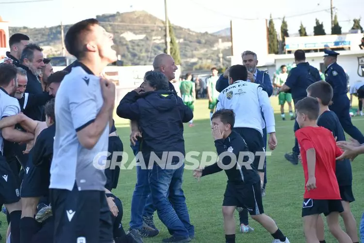 &Pi;&Alpha;&Omicron;&Kappa; &Gamma;&Iota;&Omicron;&Upsilon;&Chi;&Tau;&Alpha;&Sigma; &Tau;&Epsilon;&Lambda;&Iota;&Kappa;&Omicron;&Sigma; &Phi;&Omega;&Tau;&Omicron;&Gamma;&Rho;&Alpha;&Phi;&Iota;&Epsilon;&Sigma; (418)