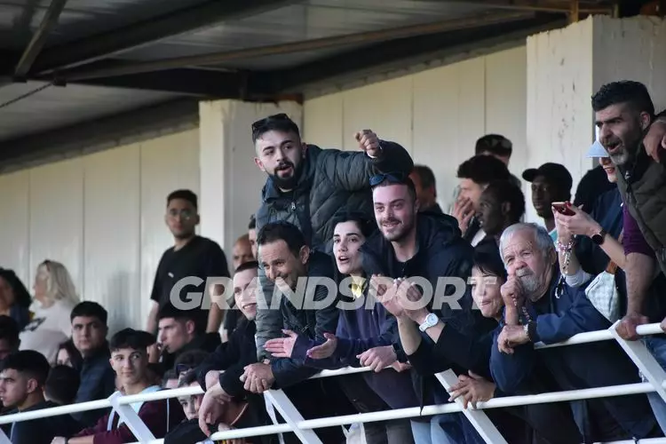 &Pi;&Alpha;&Omicron;&Kappa; &Gamma;&Iota;&Omicron;&Upsilon;&Chi;&Tau;&Alpha;&Sigma; &Tau;&Epsilon;&Lambda;&Iota;&Kappa;&Omicron;&Sigma; &Phi;&Omega;&Tau;&Omicron;&Gamma;&Rho;&Alpha;&Phi;&Iota;&Epsilon;&Sigma; (464)