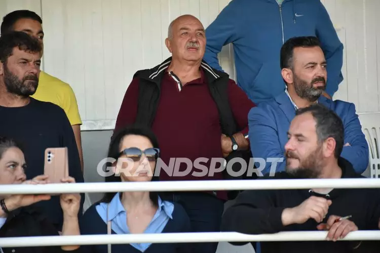 &Pi;&Alpha;&Omicron;&Kappa; &Gamma;&Iota;&Omicron;&Upsilon;&Chi;&Tau;&Alpha;&Sigma; &Tau;&Epsilon;&Lambda;&Iota;&Kappa;&Omicron;&Sigma; &Phi;&Omega;&Tau;&Omicron;&Gamma;&Rho;&Alpha;&Phi;&Iota;&Epsilon;&Sigma; (520)