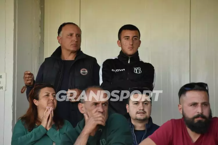 &Pi;&Alpha;&Omicron;&Kappa; &Gamma;&Iota;&Omicron;&Upsilon;&Chi;&Tau;&Alpha;&Sigma; &Tau;&Epsilon;&Lambda;&Iota;&Kappa;&Omicron;&Sigma; &Phi;&Omega;&Tau;&Omicron;&Gamma;&Rho;&Alpha;&Phi;&Iota;&Epsilon;&Sigma; (525)