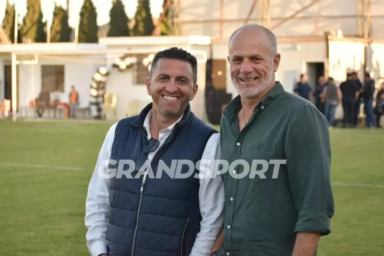 &Pi;&Alpha;&Omicron;&Kappa; &Gamma;&Iota;&Omicron;&Upsilon;&Chi;&Tau;&Alpha;&Sigma; &Tau;&Epsilon;&Lambda;&Iota;&Kappa;&Omicron;&Sigma; &Phi;&Omega;&Tau;&Omicron;&Gamma;&Rho;&Alpha;&Phi;&Iota;&Epsilon;&Sigma; (530)