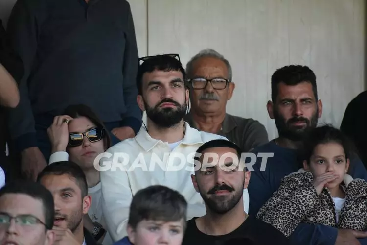 &Pi;&Alpha;&Omicron;&Kappa; &Gamma;&Iota;&Omicron;&Upsilon;&Chi;&Tau;&Alpha;&Sigma; &Tau;&Epsilon;&Lambda;&Iota;&Kappa;&Omicron;&Sigma; &Phi;&Omega;&Tau;&Omicron;&Gamma;&Rho;&Alpha;&Phi;&Iota;&Epsilon;&Sigma; (557)