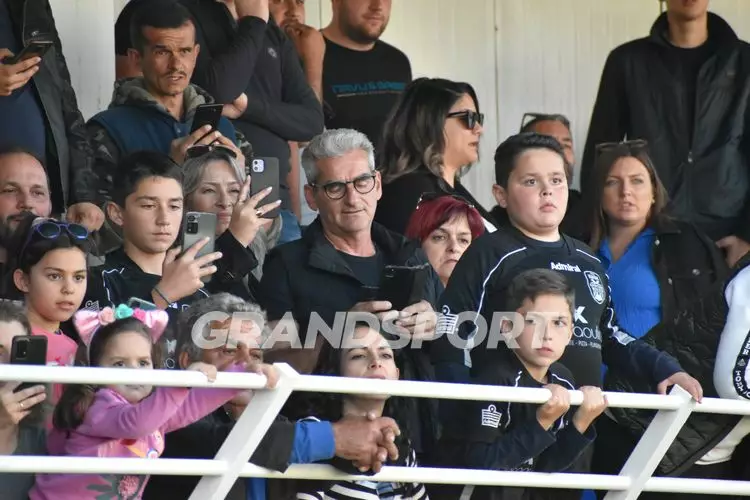 &Pi;&Alpha;&Omicron;&Kappa; &Gamma;&Iota;&Omicron;&Upsilon;&Chi;&Tau;&Alpha;&Sigma; &Tau;&Epsilon;&Lambda;&Iota;&Kappa;&Omicron;&Sigma; &Phi;&Omega;&Tau;&Omicron;&Gamma;&Rho;&Alpha;&Phi;&Iota;&Epsilon;&Sigma; (572)