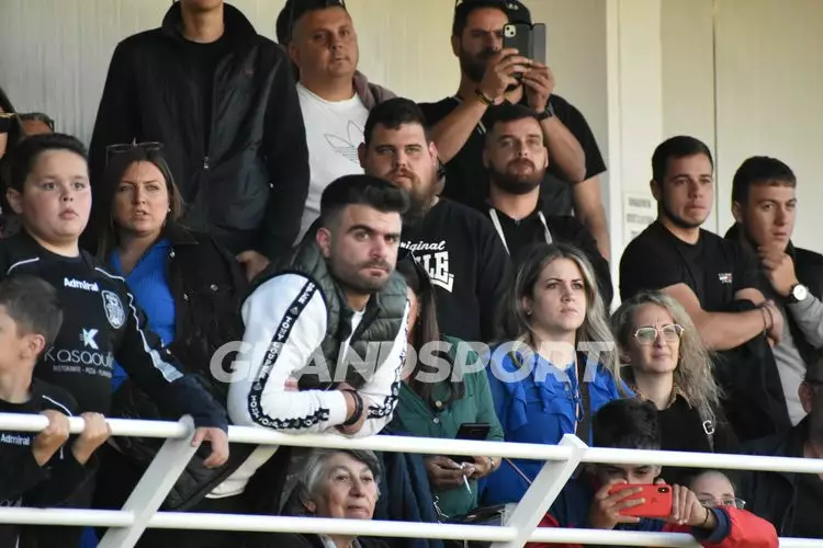 &Pi;&Alpha;&Omicron;&Kappa; &Gamma;&Iota;&Omicron;&Upsilon;&Chi;&Tau;&Alpha;&Sigma; &Tau;&Epsilon;&Lambda;&Iota;&Kappa;&Omicron;&Sigma; &Phi;&Omega;&Tau;&Omicron;&Gamma;&Rho;&Alpha;&Phi;&Iota;&Epsilon;&Sigma; (574)