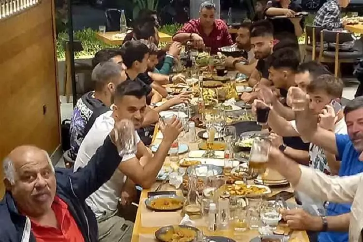 βονη τραπεζι