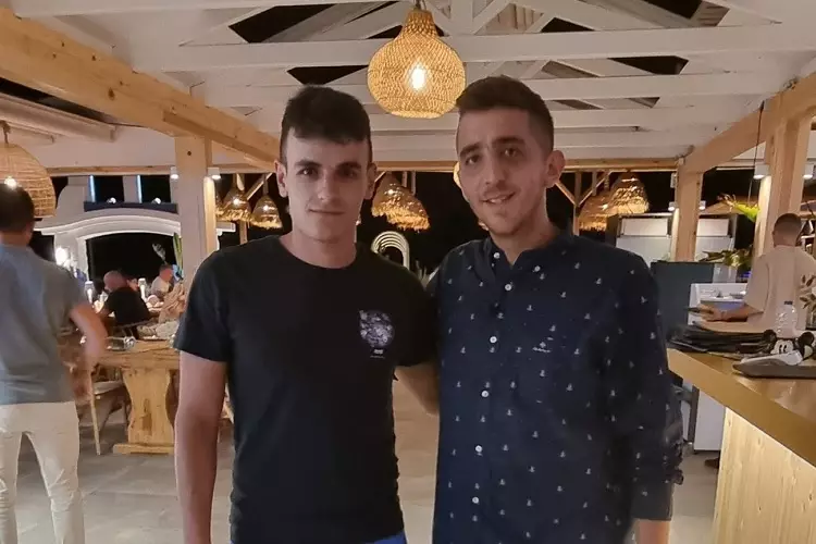 &Lambda;&Epsilon;&Upsilon;&Tau;&Epsilon;&Rho;&Eta;&Sigma; &Kappa;&Epsilon;&Phi;&Alpha;&Lambda;&Omicron;&Gamma;&Iota;&Alpha;&Nu;&Nu;&Eta;&Sigma; &Gamma;&Iota;&Omega;&Rho;&Gamma;&Omicron;&Sigma; &Tau;&Sigma;&Alpha;&Lambda;&Omicron;&Sigma;