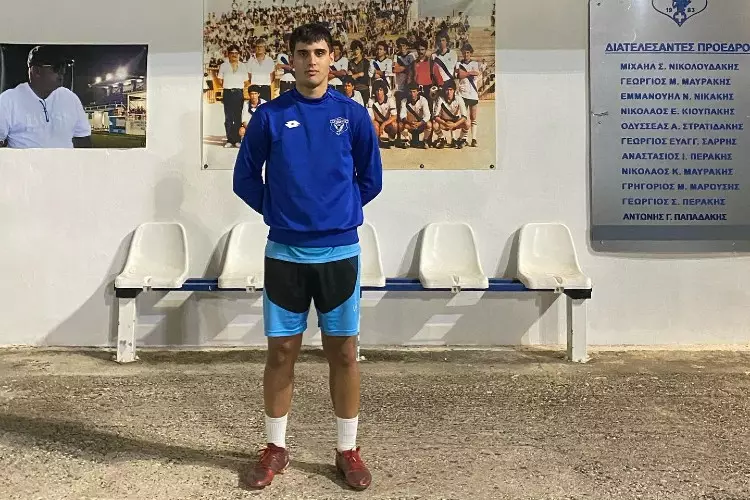 ΚΩΣΤΑΣ ΟΙΚΟΝΟΜΑΚΗΣ