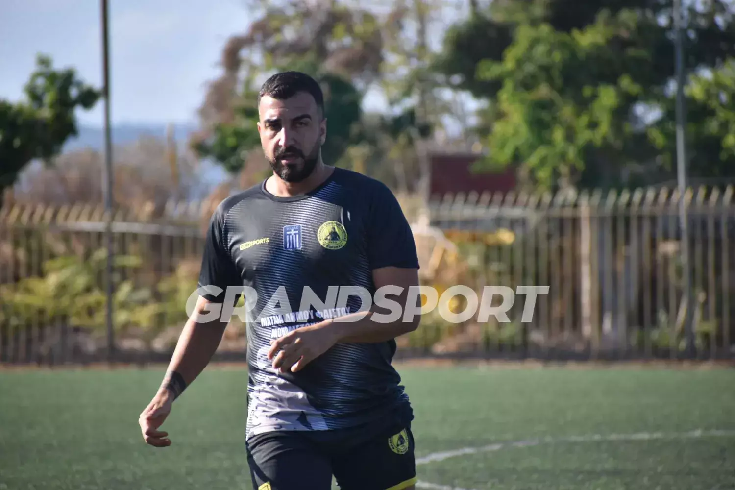 &Sigma;&tau;&eta; &Phi;&alpha;&iota;&sigma;&tau;ό &omicron; &Mu;. &Phi;&rho;&alpha;&gamma;&kappa;&iota;&alpha;&delta;ά&kappa;&eta;&sigmaf;