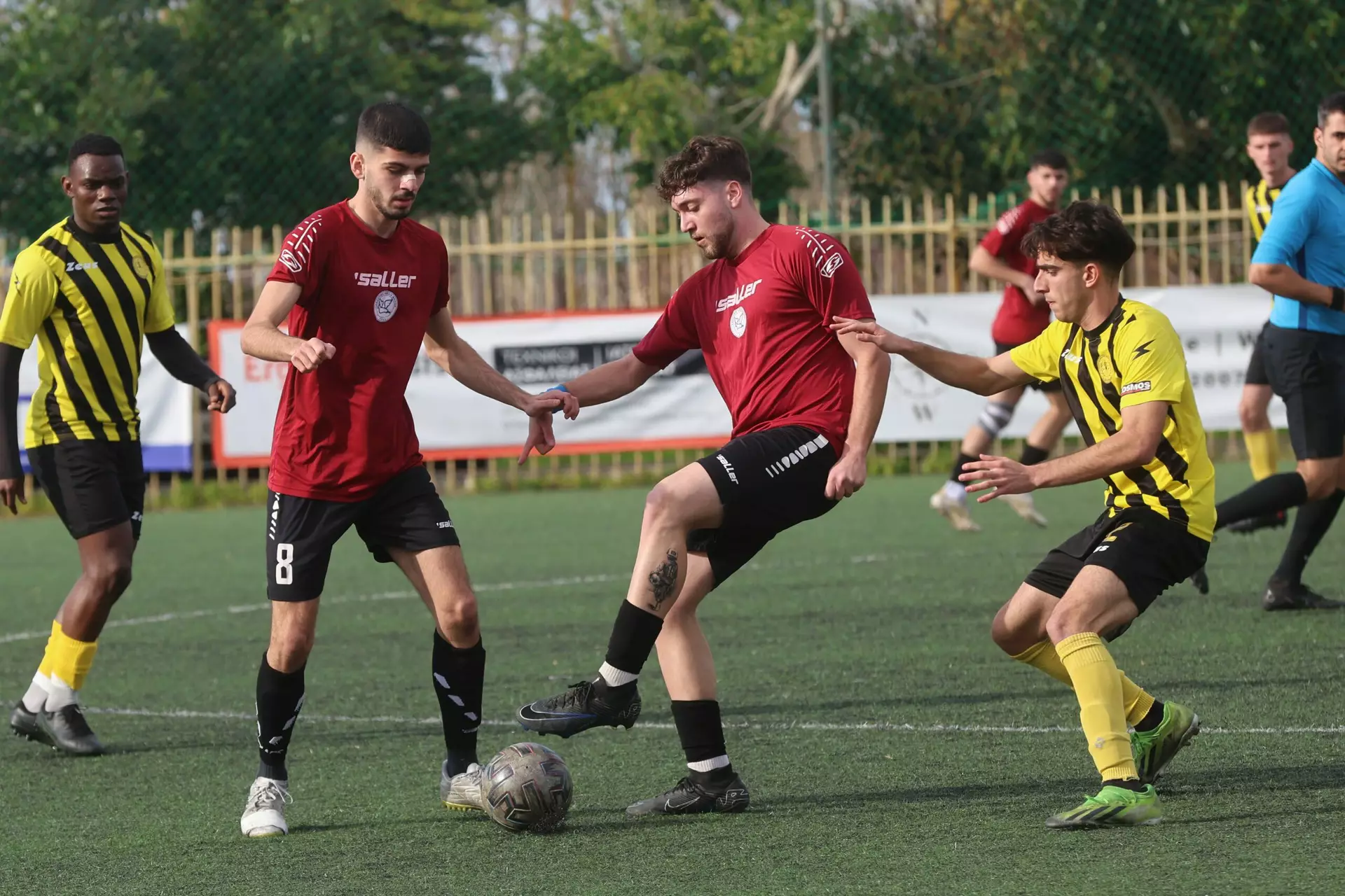 &epsilon;&rho;&gamma;&omicron;&tau;&epsilon;&lambda;&eta;&sigmaf;-&mu;&omicron;&iota;&rho;&epsilon;&sigmaf; (3)