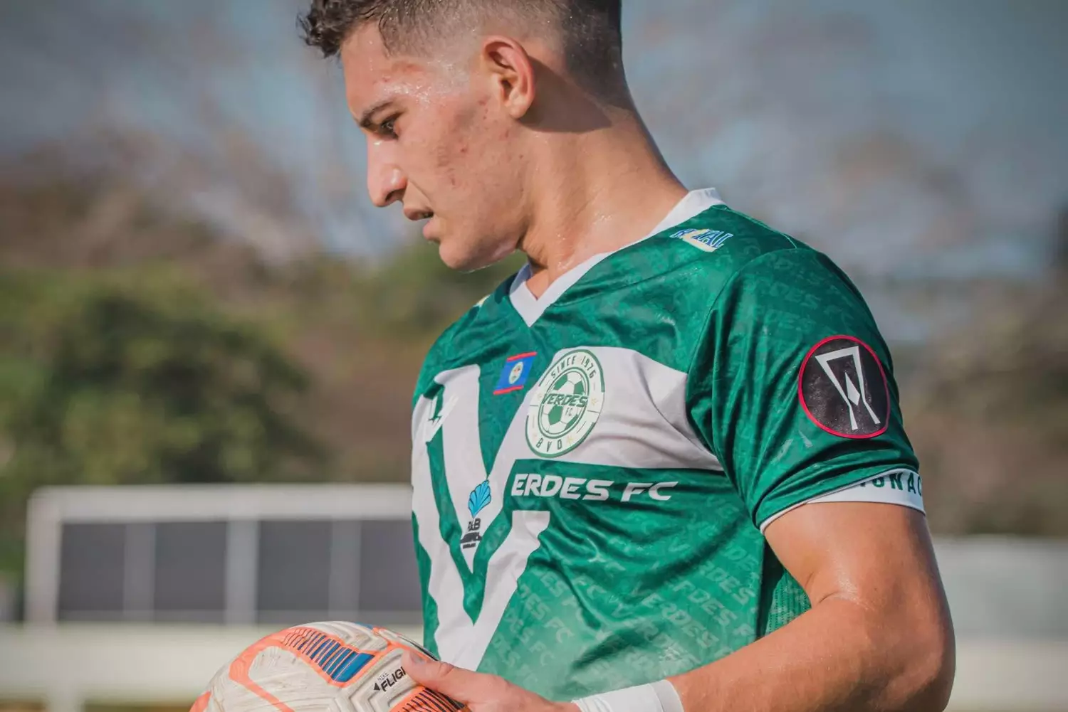 &kappa;&alpha;&mu;&iota;&lambda;&omicron;-&beta;&iota;&gamma;&iota;&alpha;&rho;&epsilon;&alpha;&lambda;-4