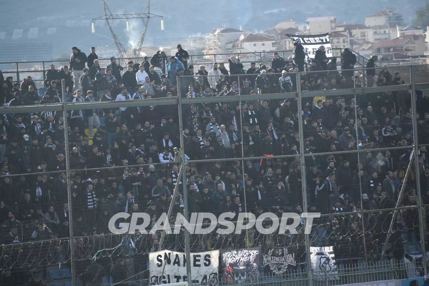 &Kappa;&Omicron;&Sigma;&Mu;&Omicron;&Sigma; &Omicron;&Phi;&Eta; &Sigma;&Tau;&Eta;&Nu; &Tau;&Rho;&Iota;&Pi;&Omicron;&Lambda;&Eta; (4)