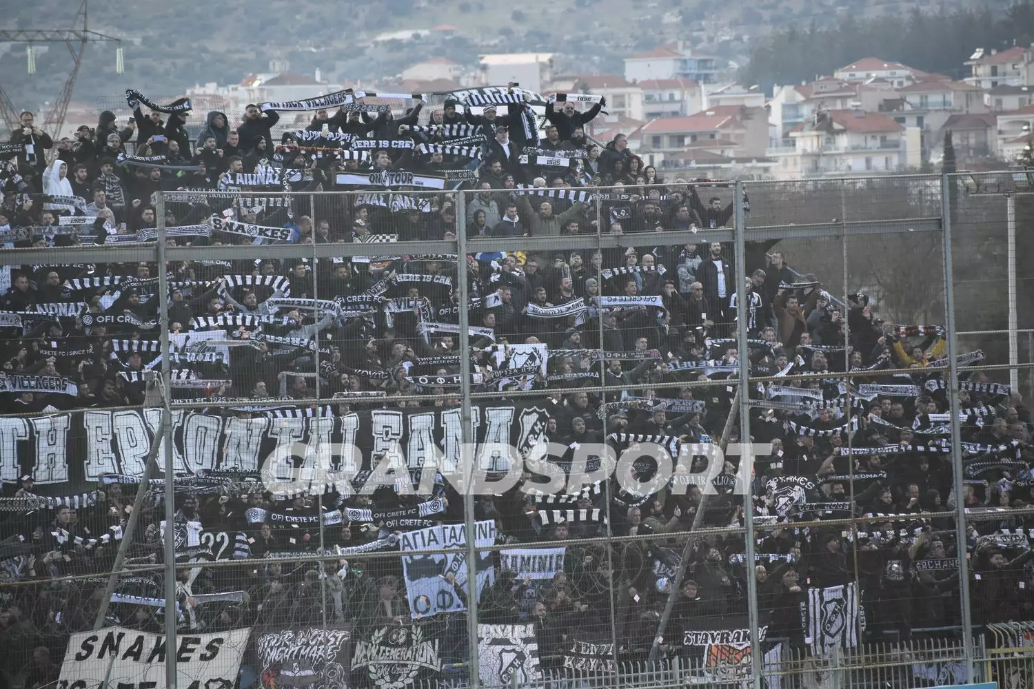 &Kappa;&Omicron;&Sigma;&Mu;&Omicron;&Sigma; &Omicron;&Phi;&Eta; &Sigma;&Tau;&Eta;&Nu; &Tau;&Rho;&Iota;&Pi;&Omicron;&Lambda;&Eta; (5)