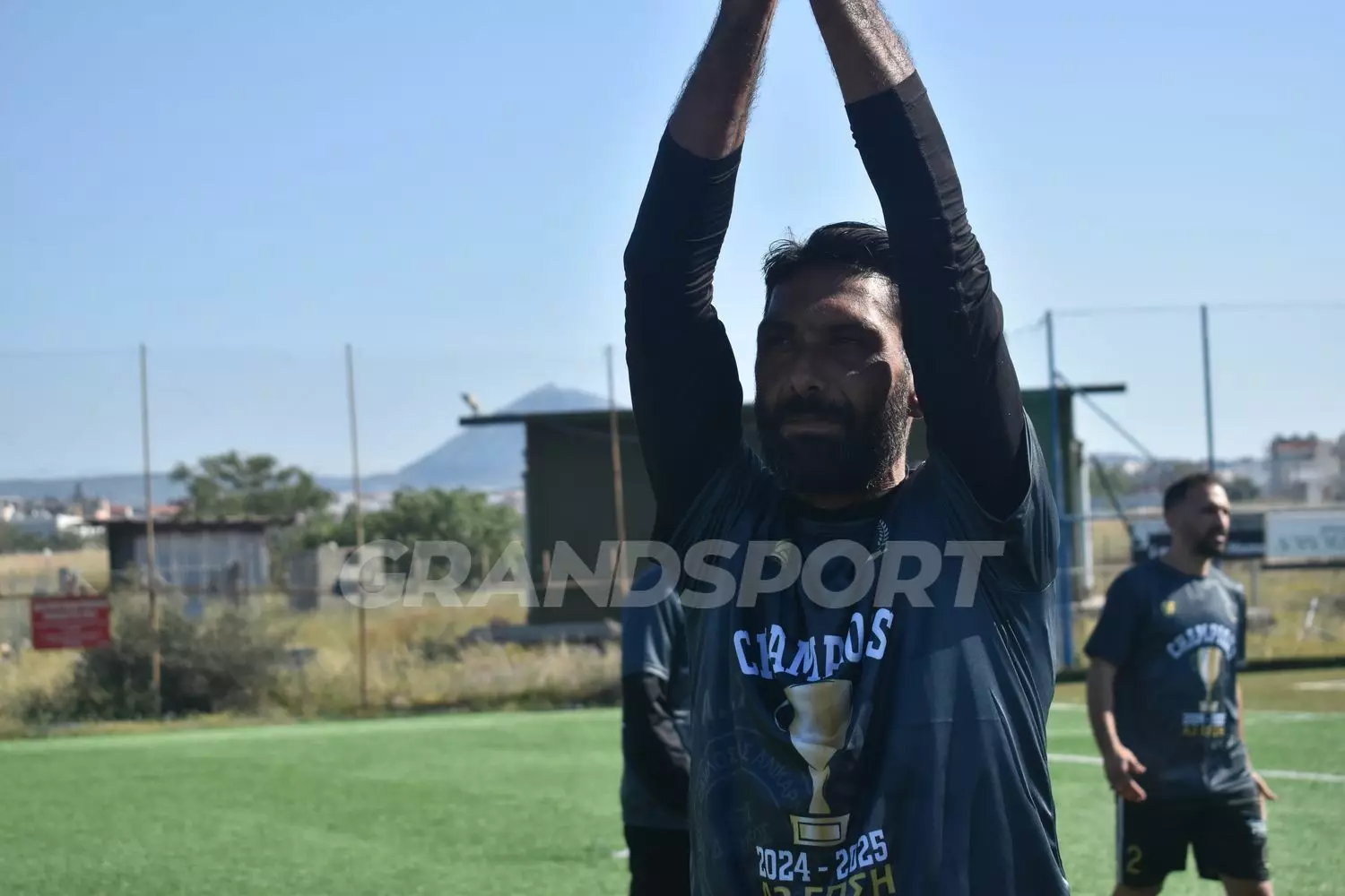 &Chi;&Alpha;&Rho;&Alpha;&Upsilon;&Gamma;&Eta; &Phi;&Iota;&Epsilon;&Sigma;&Tau;&Alpha; 2025(240)