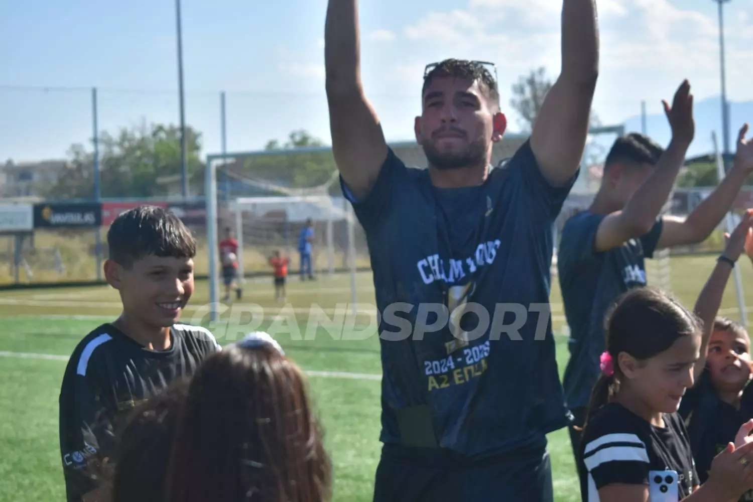 &Chi;&Alpha;&Rho;&Alpha;&Upsilon;&Gamma;&Eta; &Phi;&Iota;&Epsilon;&Sigma;&Tau;&Alpha; 2025(241)