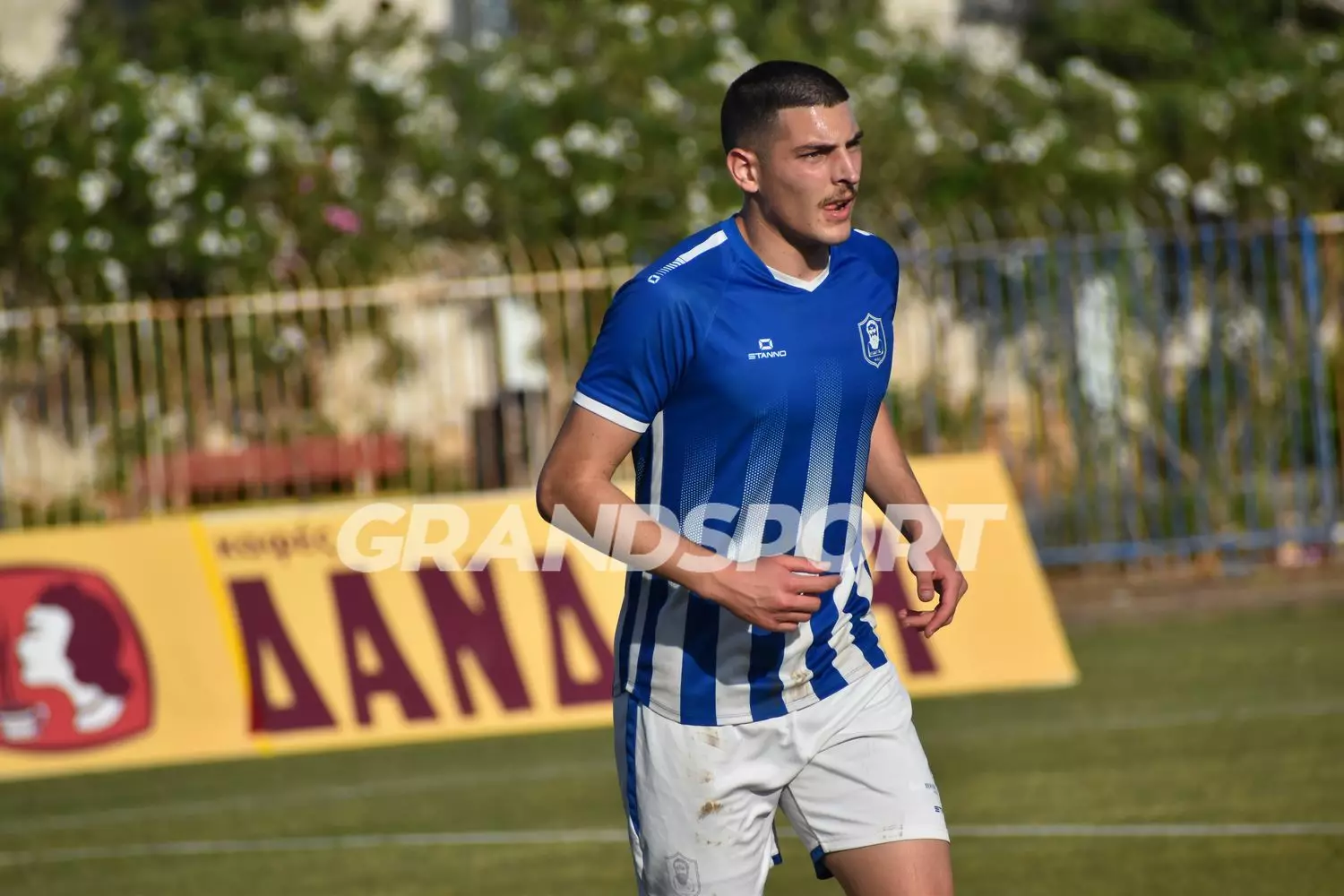 Φωνάζει «παρών» και ο Δημήτρης Τζαγκαράκης