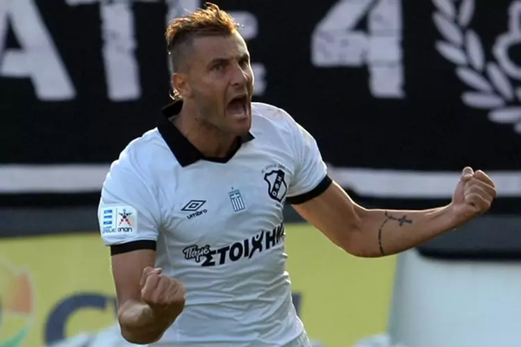 Δεν ξέχασε τα 100 χρόνια ΟΦΗ ο Κάρλος Μιλιάζες (pics)