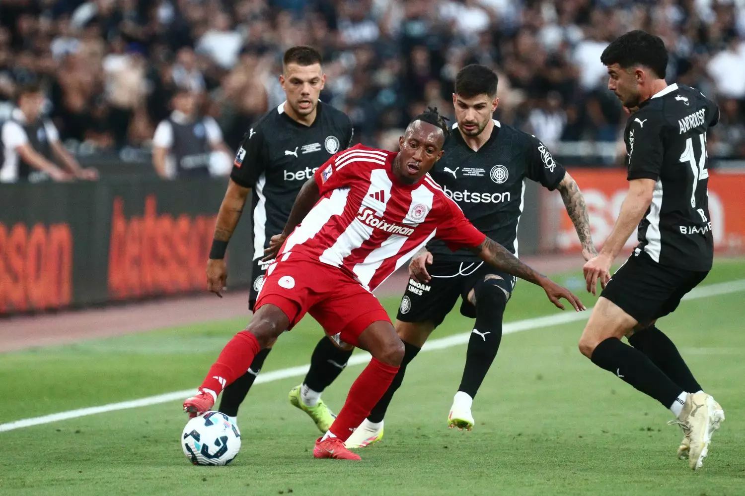 Κερδίζει «πόντους» για τον τελικό του Super Cup το Παγκρήτιο μετά την παραχώρηση στον ΟΦΗ