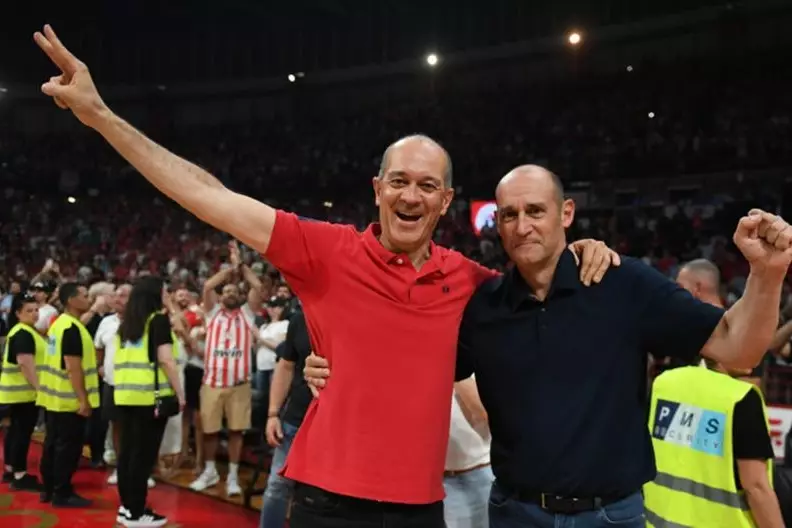 Η ειρωνική απάντηση της ΚΑΕ Ολυμπιακός στα σενάρια περί πώλησης