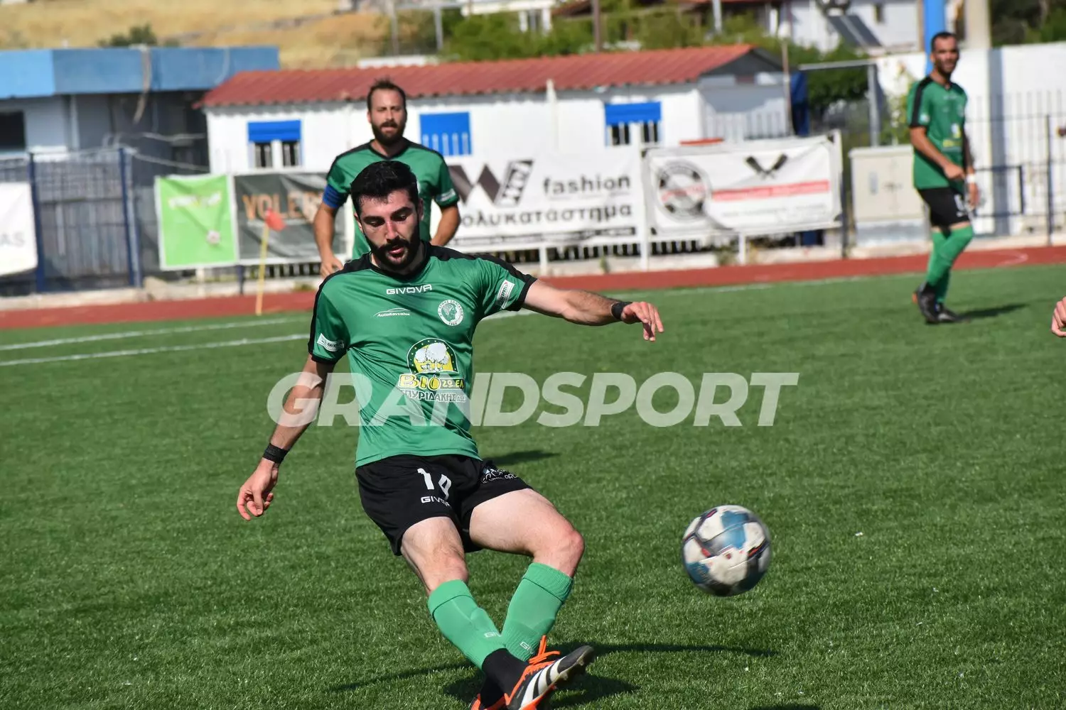 &Alpha;&rsquo; &Epsilon;&Pi;&Sigma; &Rho;&epsilon;&theta;ύ&mu;&nu;&omicron;&upsilon;: &Mu;&pi;ή&kappa;&alpha;&nu; &mu;&epsilon; &nu;ί&kappa;&eta; &sigma;&tau;&alpha; play off &Epsilon;&rho;&mu;ή&sigmaf; &Zeta;&omega;&nu;&iota;&alpha;&nu;ώ&nu; &kappa;&alpha;&iota; &Epsilon;&pi;&iota;&sigma;&kappa;&omicron;&pi;ή