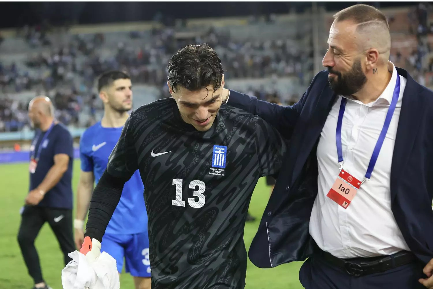 Έ&nu;&alpha; &beta;ή&mu;&alpha; &pi;&rho;&iota;&nu; &tau;&eta;&nu; &Mu;&pi;ό&rho;&nu;&mu;&omicron;&upsilon;&theta; &omicron; &Chi;&rho;. &Mu;&alpha;&nu;&delta;ά&sigmaf; &sigma;ύ&mu;&phi;&omega;&nu;&alpha; &mu;&epsilon; &Iota;&tau;&alpha;&lambda;&iota;&kappa;ά &delta;&eta;&mu;&omicron;&sigma;&iota;&epsilon;ύ&mu;&alpha;&tau;&alpha;