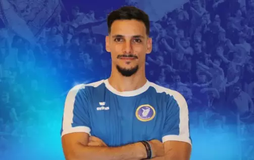 Υπέγραψε στη Νίκη Βόλου ο Π. Γιακουμάκης