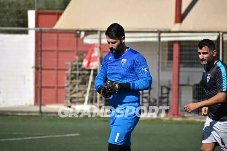 &Sigma;&tau;&omicron;&nu; &Eta;&rho;&alpha;&kappa;&lambda;ή &Nu;&iota;&pi;&iota;&delta;&iota;&tau;&omicron;ύ &omicron; &Nu;ί&kappa;&omicron;&sigmaf; &Lambda;&iota;&alpha;&nu;ά&kappa;&eta;&sigmaf;