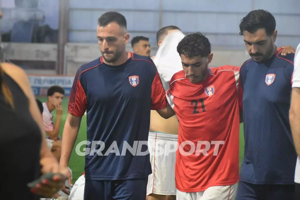 Τραυματισμός του Ζήση Παραθύρα στο φιλικό Χερσόνησος – Ρωμανός