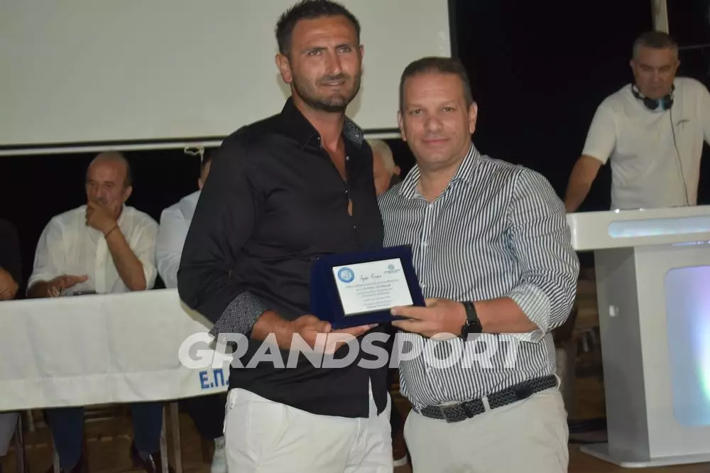 Τιμήθηκε ο Γεννάδιος Ξενοδόχοφ