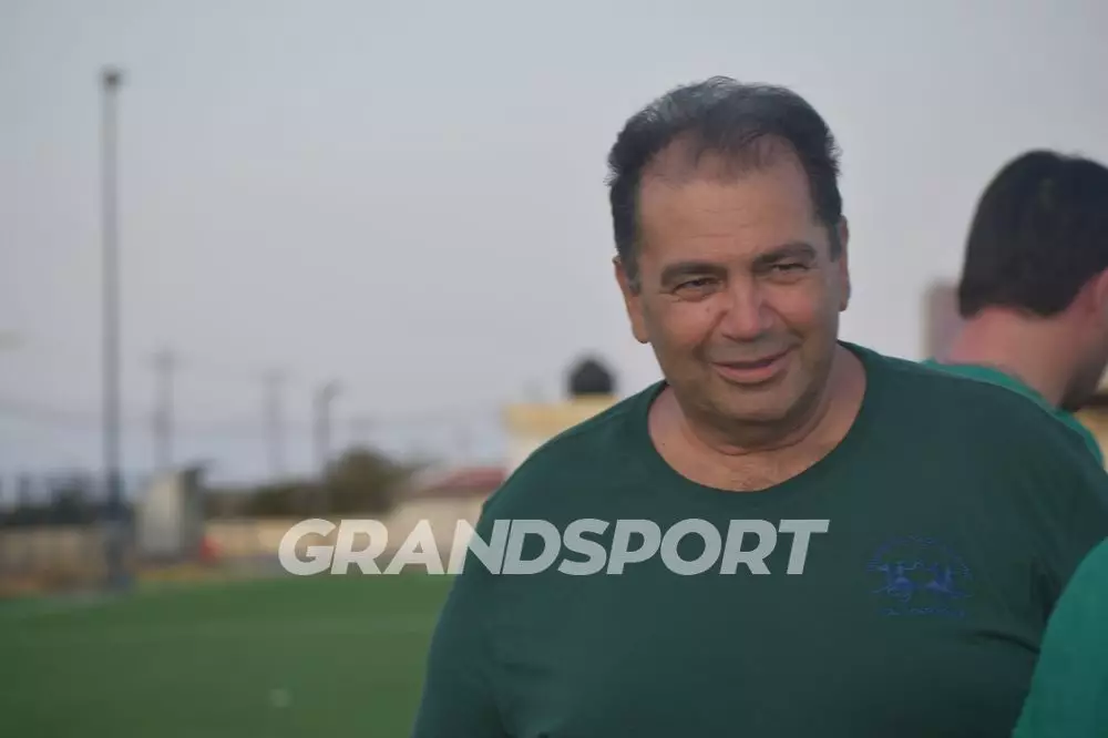 Δίπλα στον Π. Βασιλείου ο ΠΟΗ – «Έχει μεγάλη δίψα για ποδόσφαιρο, είναι παιδί-κόσμημα»