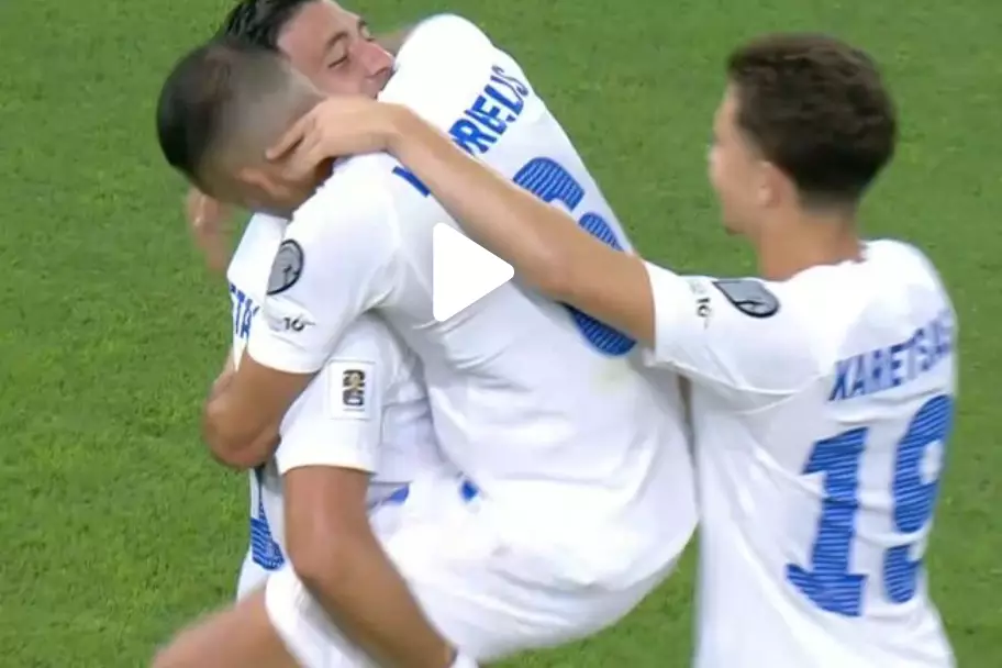 Το 4-0 του Κουρμπέλη!