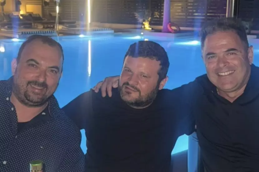 Ο Νίκος Ταμπουράκης τίμησε με την παρουσία του τη βάφτιση του γιου του Νίκου Πατραμάνη