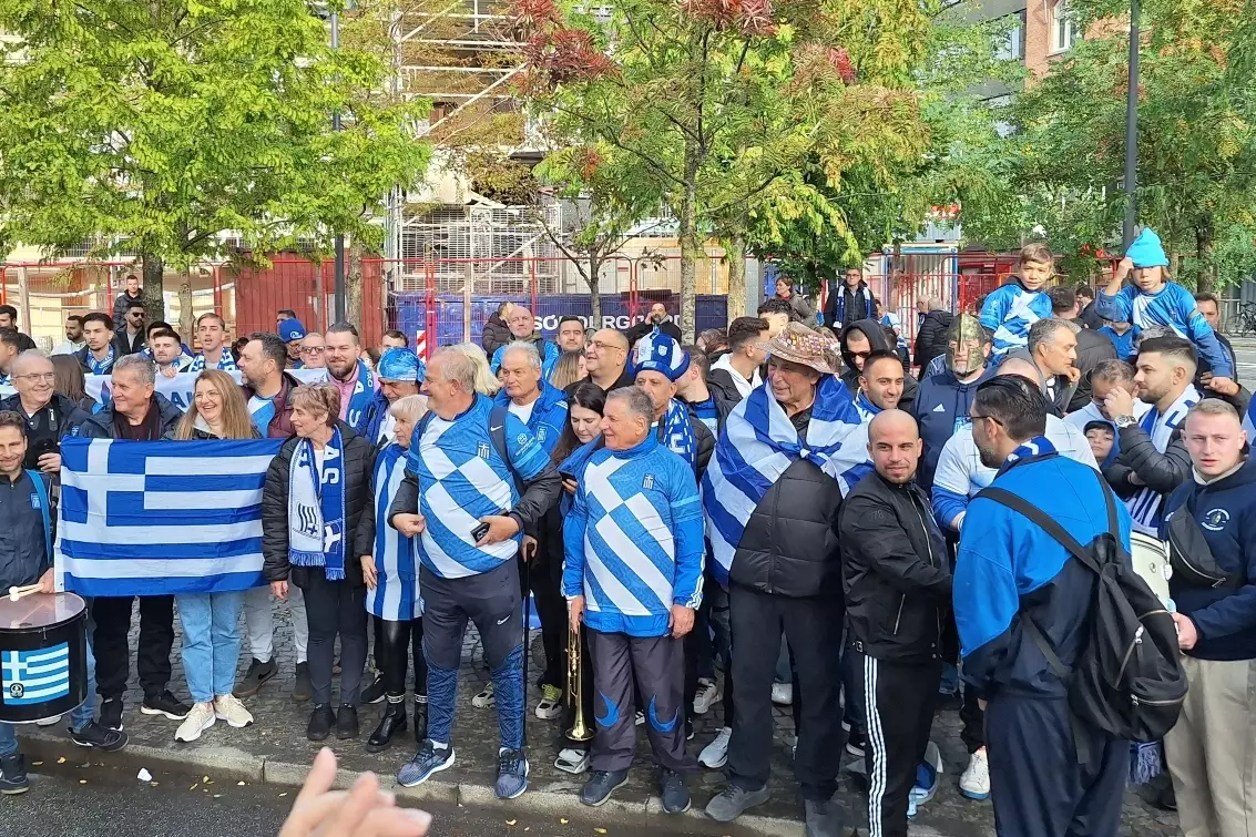 Βάφτηκε γαλανόλευκη η Κοπεγχάγη! (vids)