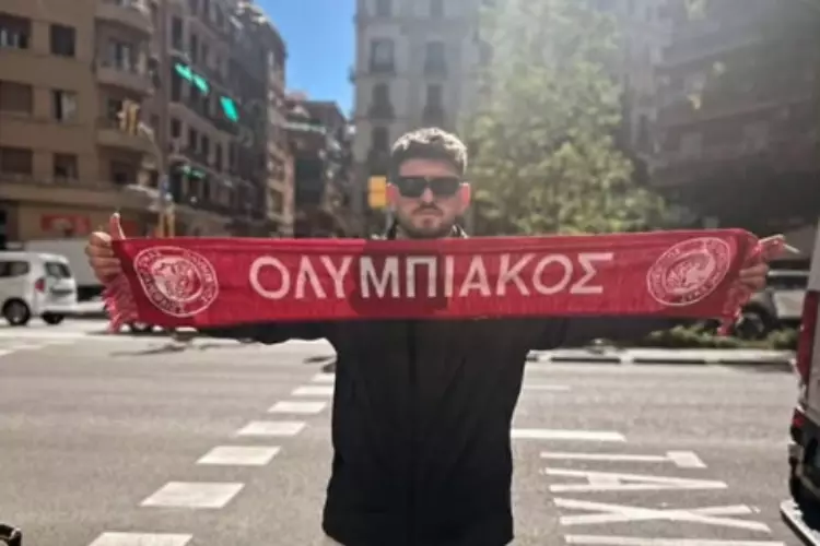 Στη Βαρκελώνη για το Μπαρτσελόνα-Ολυμπιακός ο Μάνος Καλαϊτζάκης