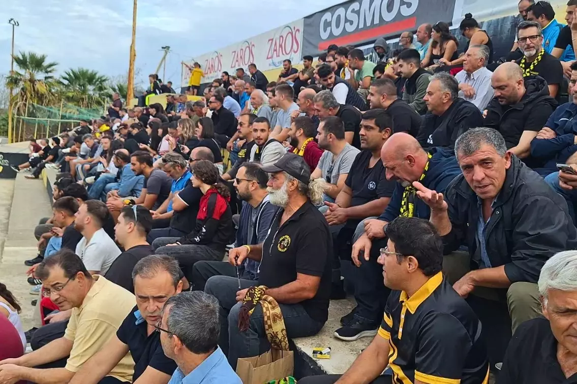 Ο κόσμος του Εργοτέλη απολαμβάνει ποδόσφαιρο και γεμίζει το Μαρτινέγκο