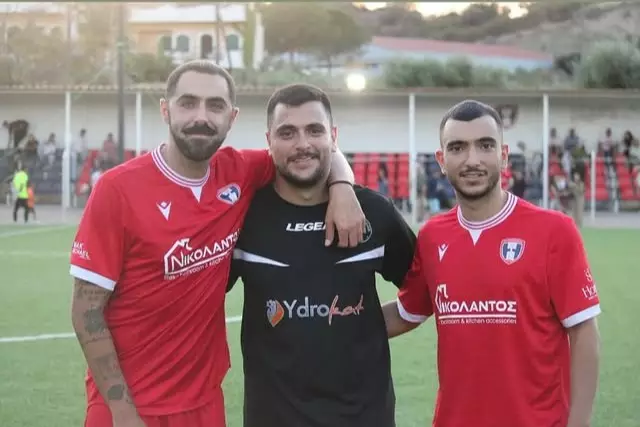 Ο Κώστας και ο Γιάννης Ψαρράς ξανά σε διαφορετικά «στρατόπεδα»