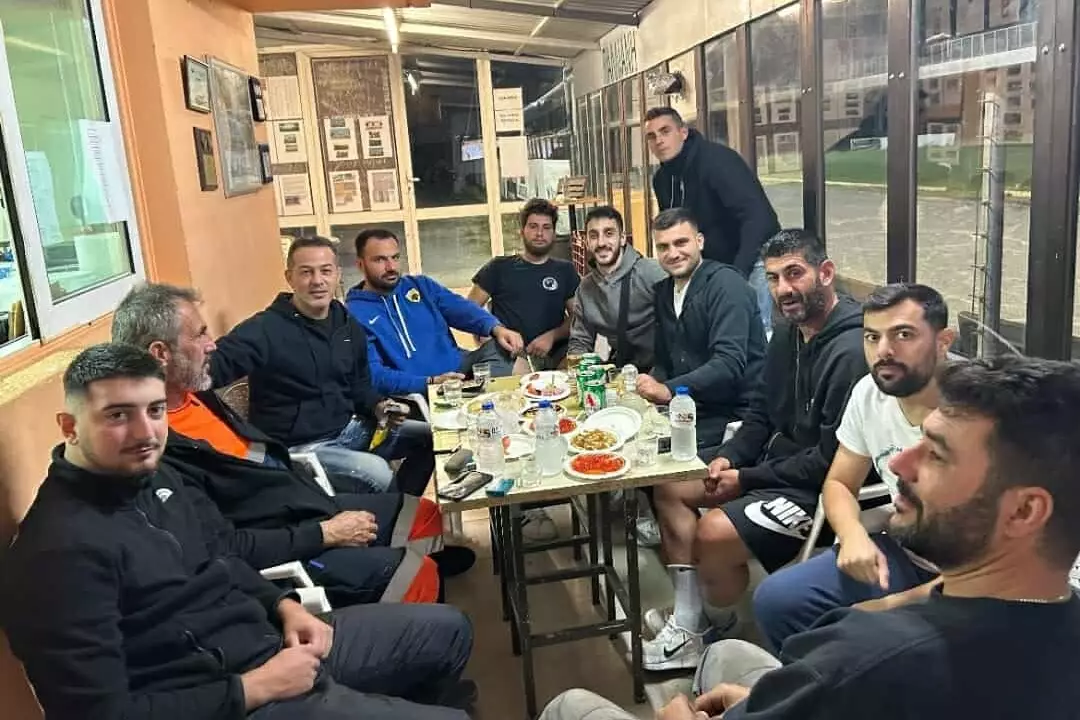 Τραπέζι στην Παλιανή