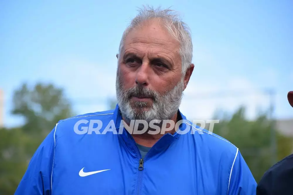 Β. Παπαγγελής: «Είμαστε εδώ να στηρίξουμε την προσπάθεια παιδιών και προπονητών» (vid)